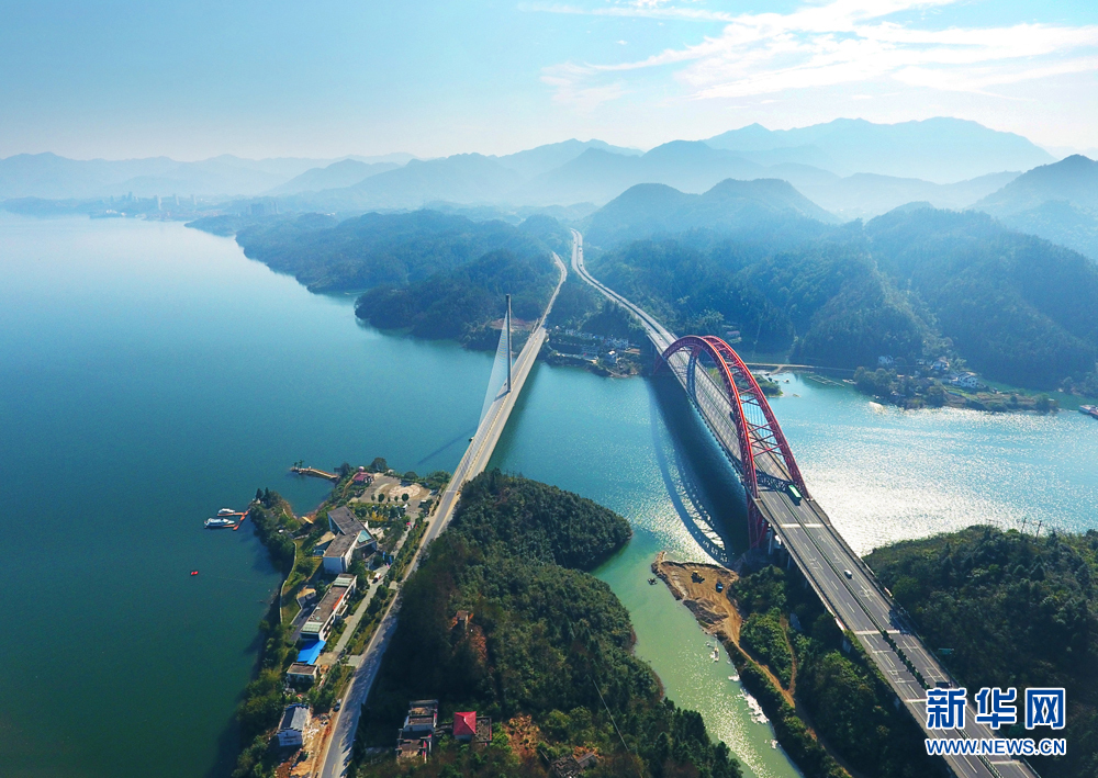 穿越皖南山水的京台G3高速生态路
