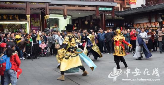 安徽古代名人上海街头快闪