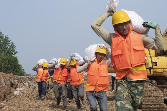 商合杭铁路项目部开展防汛演练