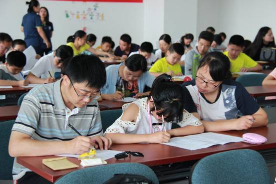 品诗词之美 寻文化之根