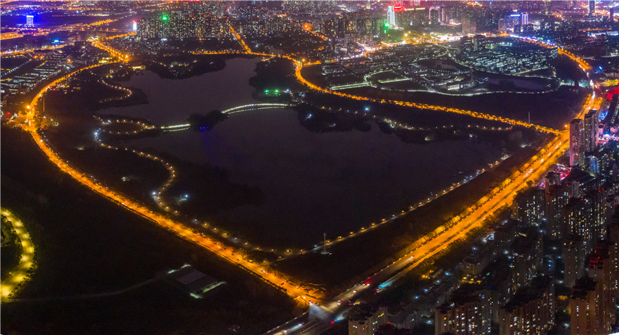 翡翠湖夜景