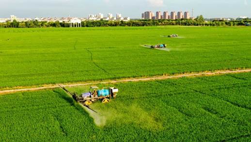 如何精准高效地应对收割机维修难题——农机保养的重要性