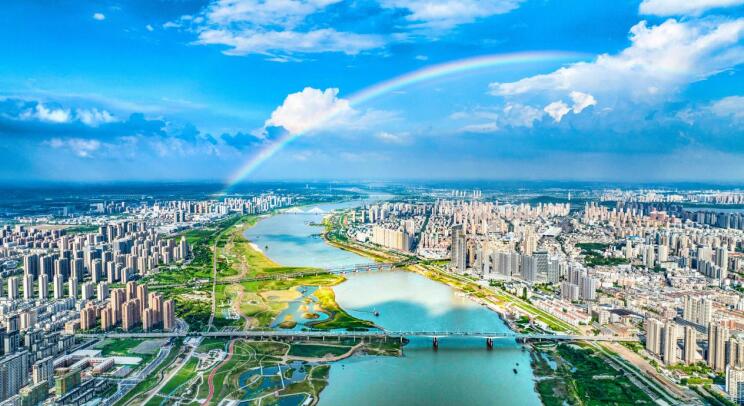 蚌埠“靓淮河”雨后彩虹。蚌埠市委宣传部供图