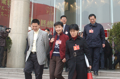 安徽电视台主持人杨锦