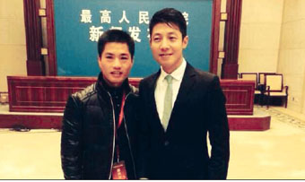 “張氏叔侄”參加最高法首個國家憲法日宣傳活動