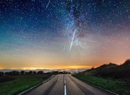 雙子座流星雨壯觀美景