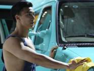 上海車展“小鮮肉”代替車模