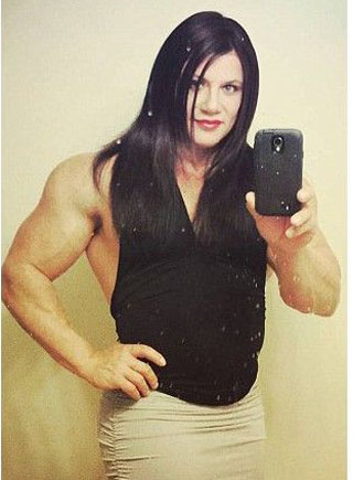 美國前世界健美冠軍公開雙性人身份 稱偏向女性