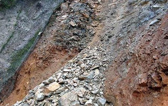 安徽發布地質災害紅色預警 多地易發崩塌滑坡