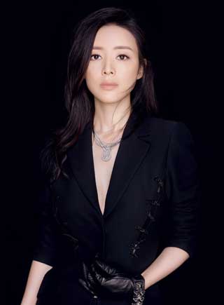 張靜初珠寶大片深V露背 華美婉約不失性感