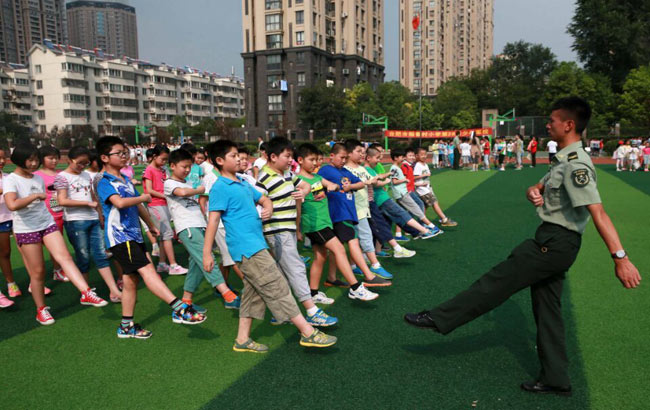 合肥小學生開學季軍訓鍛煉意志