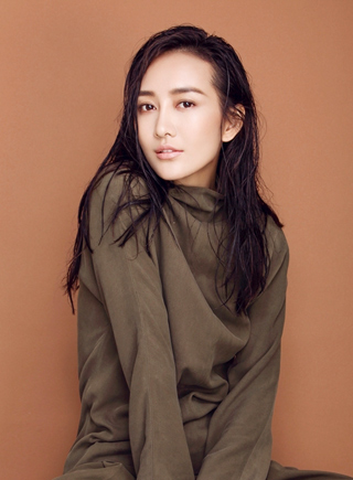 王鷗&ldquo;看氣質&rdquo;寫真曝光 盡展嫻靜優雅姿態