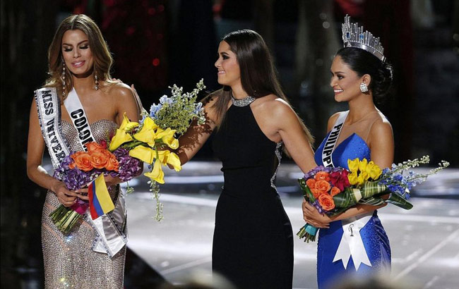 2015環球小姐決賽鬧烏龍 主持人頒錯冠軍