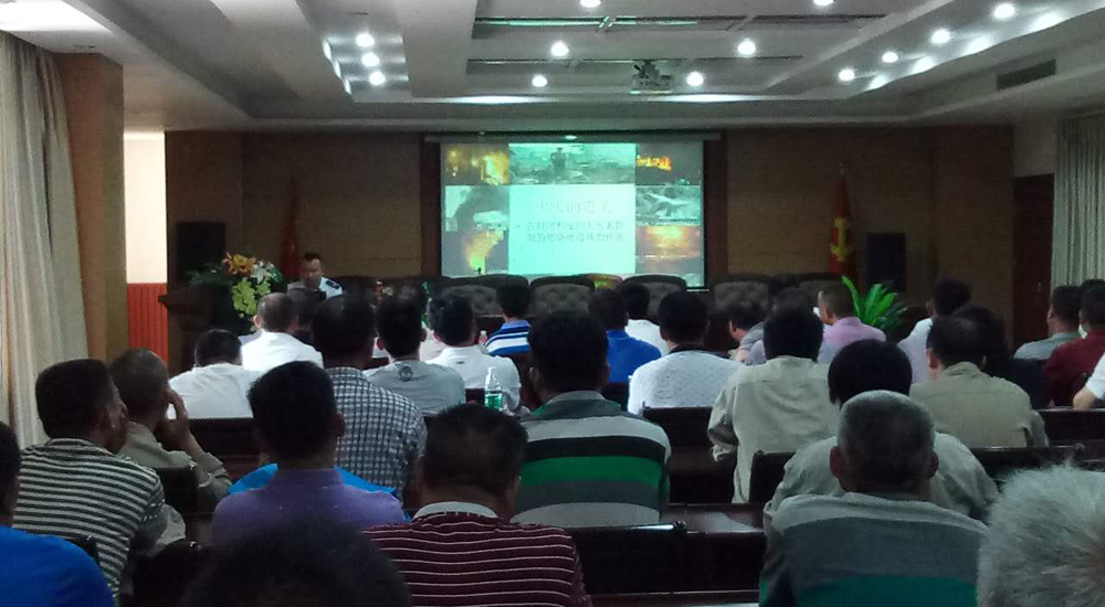 濉溪縣安監局聯合消防大隊深入危險化學品生産企業開展主題宣講