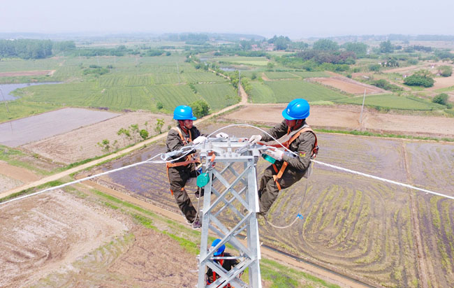 節日檢修電力“大動脈”