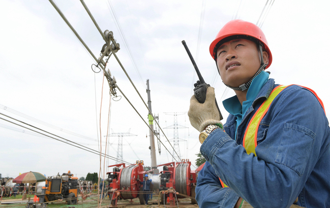 高空施工 迎峰度夏