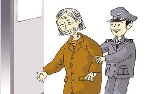 老人尋老房迷路村野中 警民聯手將其送回家