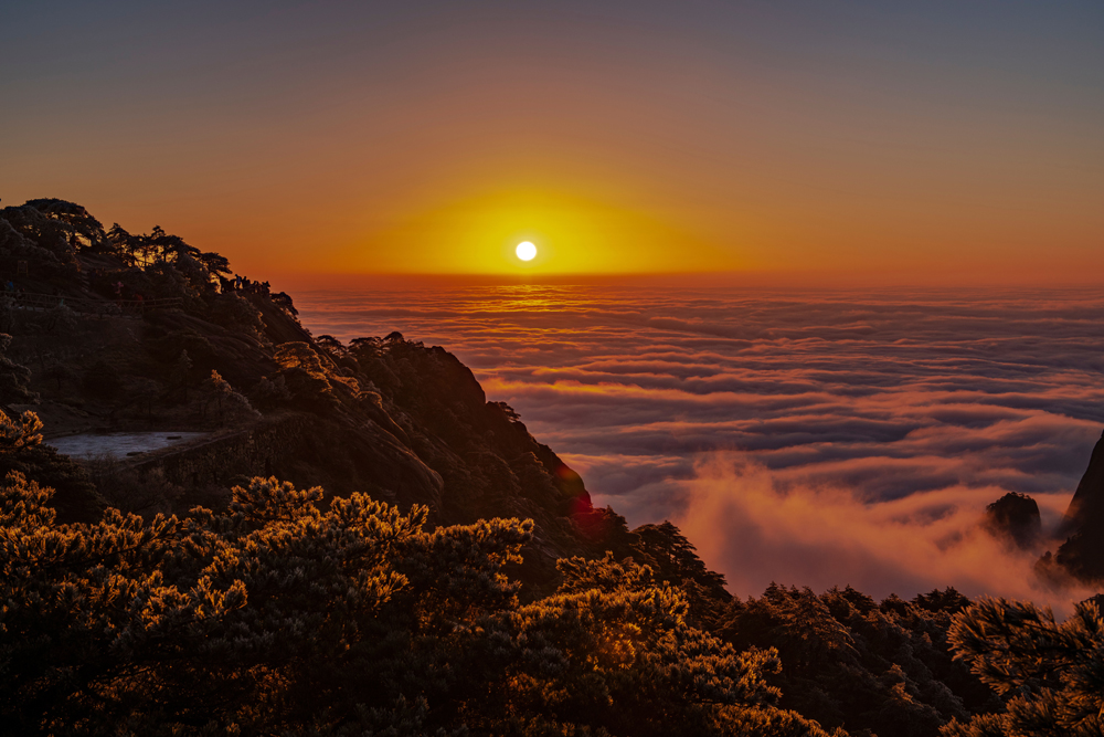 霞光映冬晴 扶搖雲海闊