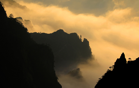 雲映斜陽 醉美黃山