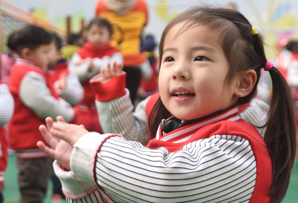 安徽省文联文艺志愿服务小分队走进金寨