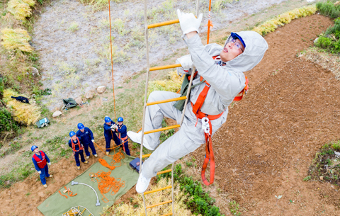 張濤:用腳丈量“線路人生”