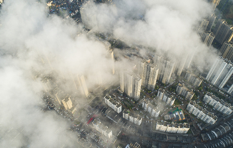 航拍:雨霽雲舒歸潛川
