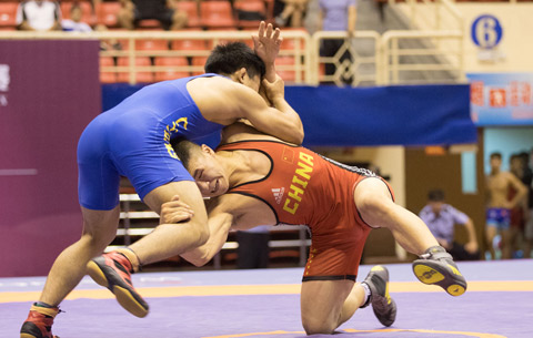 激戰!2019年全國U23摔跤大獎賽在淮北開賽