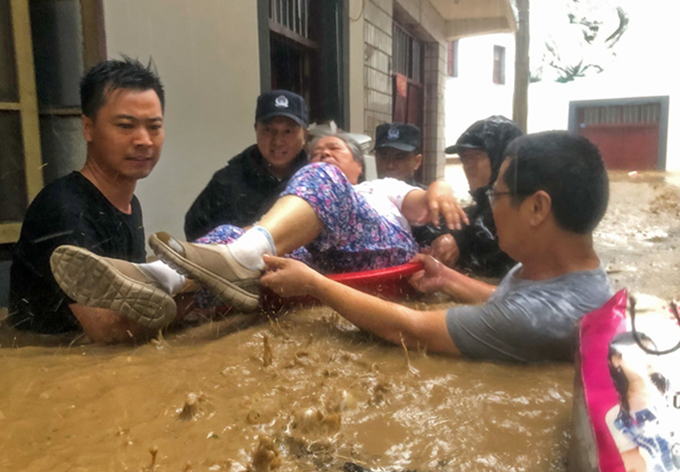 宣城全力以赴抗击台风灾害