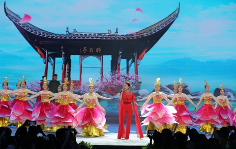 中国农民歌会在滁州激情唱响