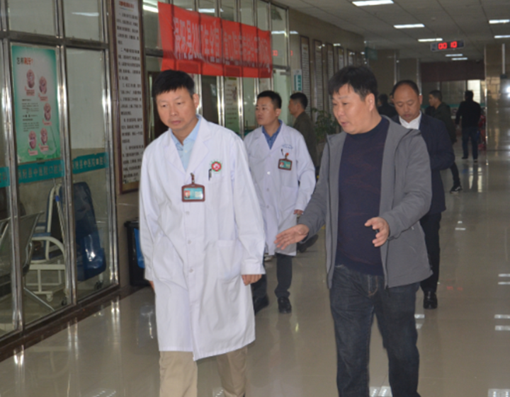 江樹連：紮實推進緊密型縣域醫共體、醫聯體建設