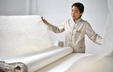 “千年寿纸”宣纸的古法技艺