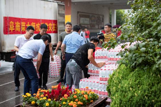 防汛抗洪，安徽菜大師在行動