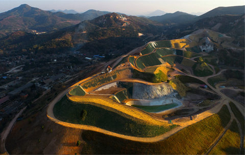 【“飞阅”中国】废弃矿山换“新妆”