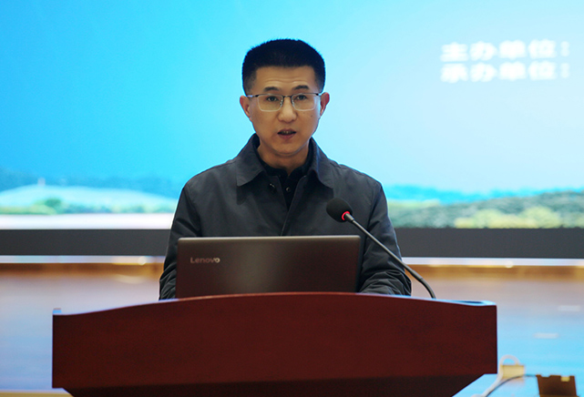 始终坚持改革开放，在长三角一体化等国家战略中勇于探索，持续改善营商环境，有力推动产业提档升级，努力在长三角一体化高质量发展中贡献积极力量。