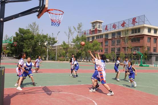 泗县2022年“体彩杯”小学生篮球赛火热开赛